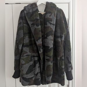 Hem & Thread oversized Sherpa jacket